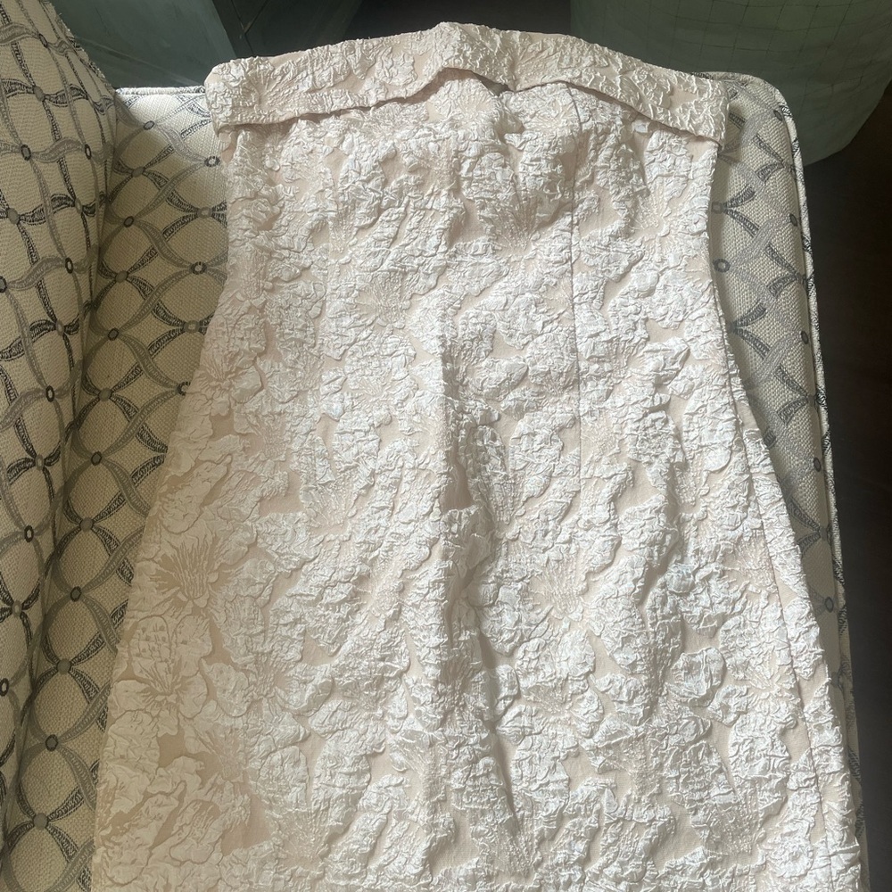 Elegant Cream Strapless Dress